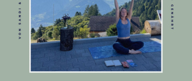 Event-Image for 'Slow Loving & Bloom - Yoga'