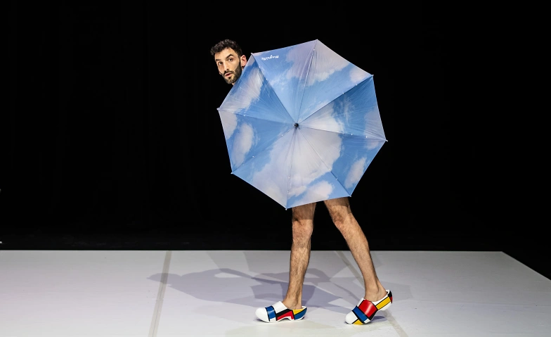 Event-Image for 'BRONKS & Not standing/ Alexander Vantournhout: Souvenirshop'
