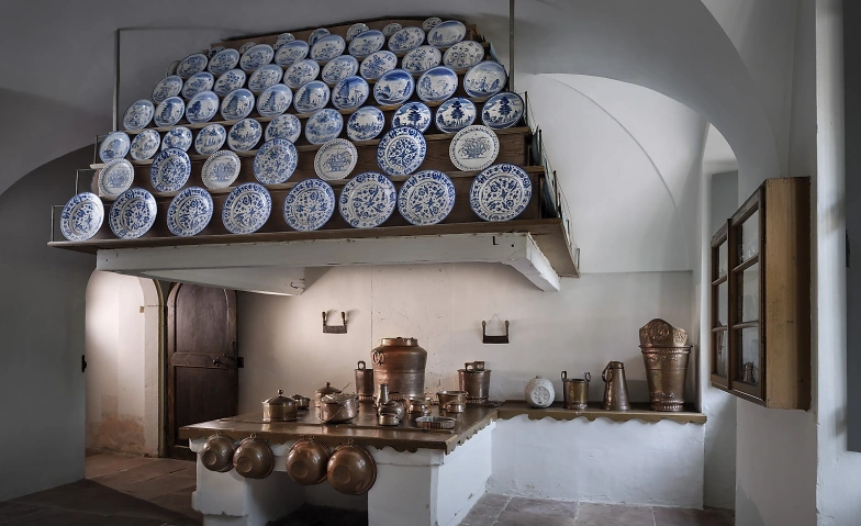 Teufelsdreck und Wanzenkraut - Geschichte barocker Gewürze, Führungen & Vorträge / Führung, Schloss Favorite