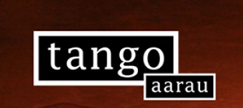 Organisateur de OpenAir Tango Tanzen mitten in Aarau beim Kaffee Waldmeier