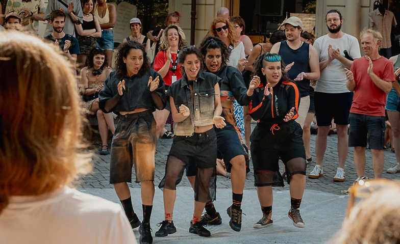 Event-Image for 'parade d&rsquo;intimidation aigre douce'