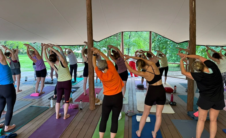 Event-Image for 'Yoga-Retreat: Zeitreise zu dir selbst'