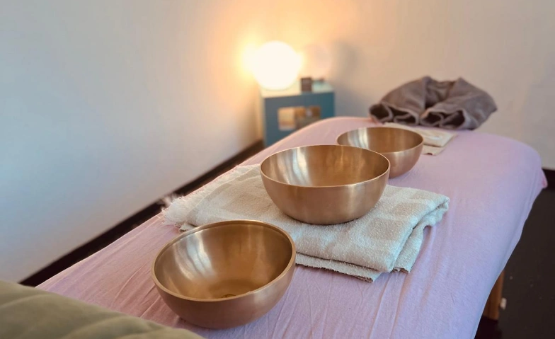 Event-Image for 'Klangschalenmassage f&uuml;r die Frau'