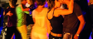 Event-Image for 'Tanzen im Schlosshof  Salsa mit DJ Volcano'