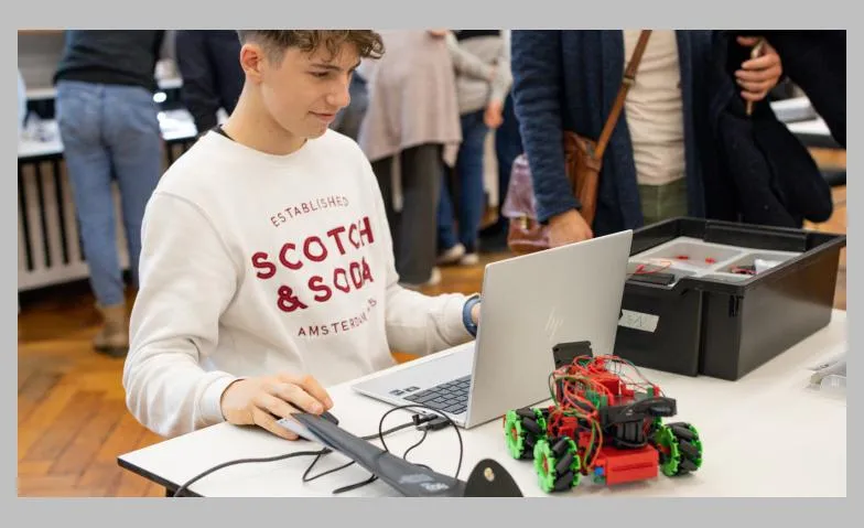 Event-Image for 'Talententwickler:innen Robotik (f&uuml;r Fortgeschrittene)'