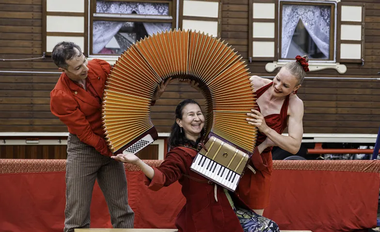 Viva la Vida - Ein Zirkustheaterstück voller Lebensfreude, Musicals & Shows / Zirkus, Musik-und Kunstschule Lübeck