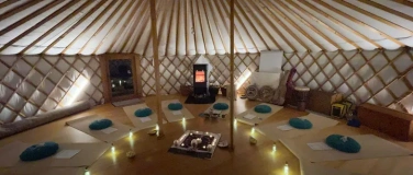 Event-Image for 'Yoga MEETS Energiemedizin &laquo;Ein Abend f&uuml;r deine Wirbels&auml;ule&raquo;'